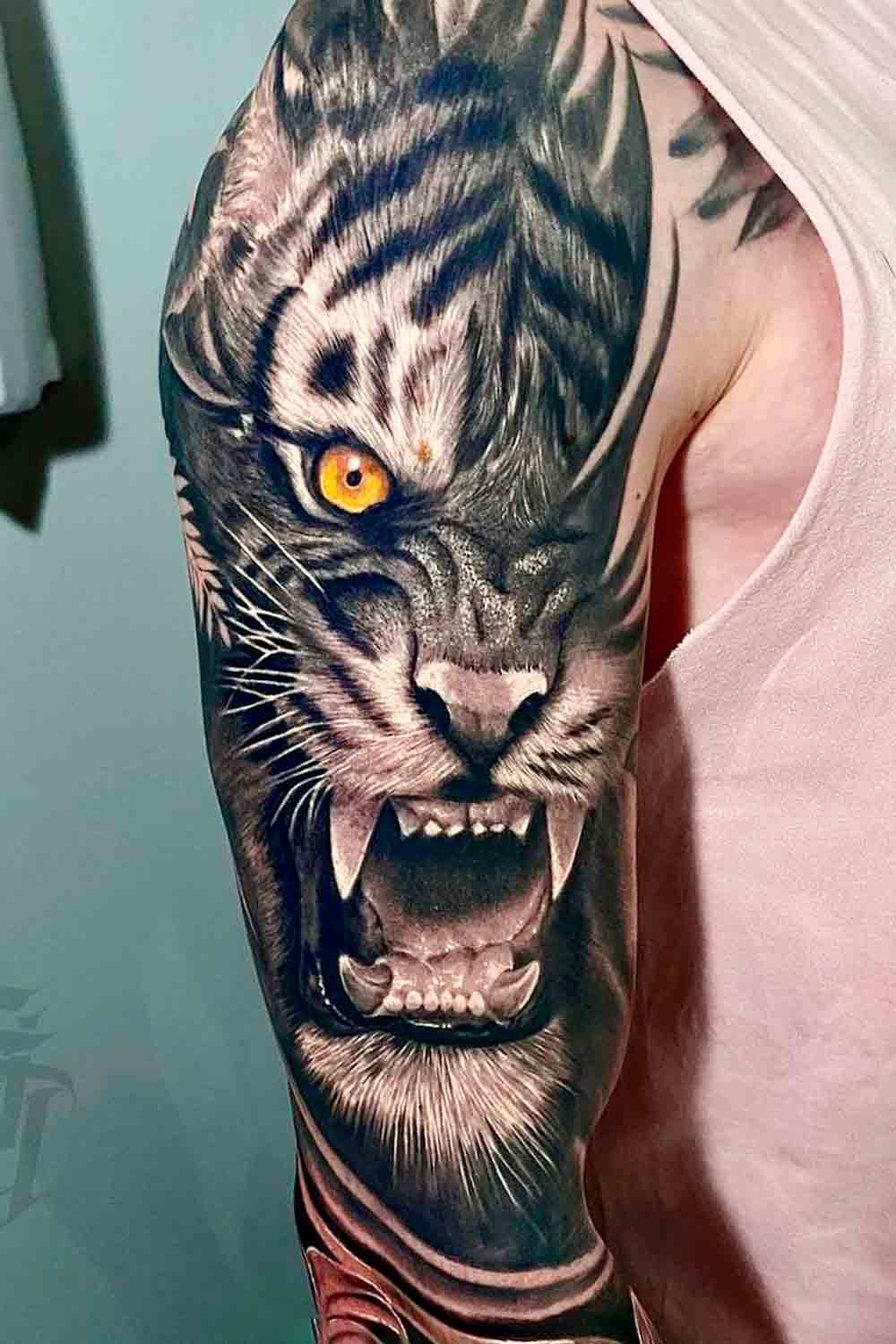 Tatuagens-na-parte-superior-do-braco-de-tigre 