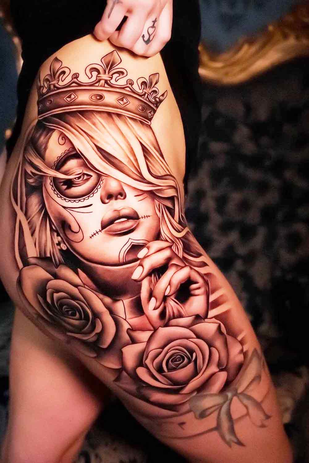 tatuagem-feminina-de-caveira-mexicana-na-perna 