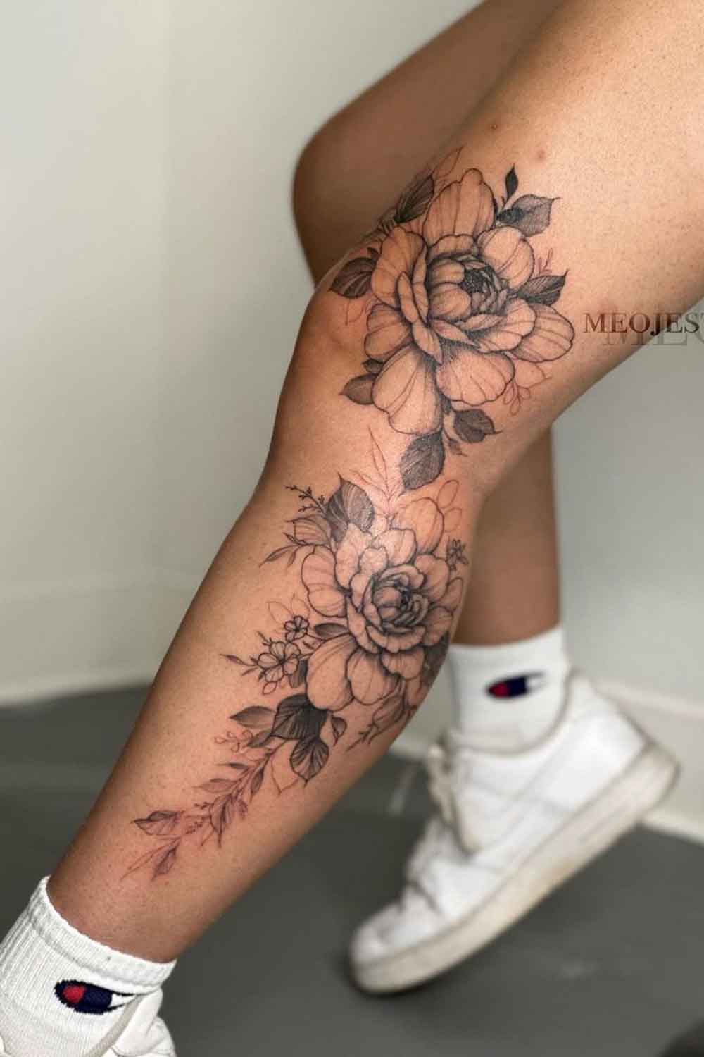 tatuagens-femininas-na-perna-16 